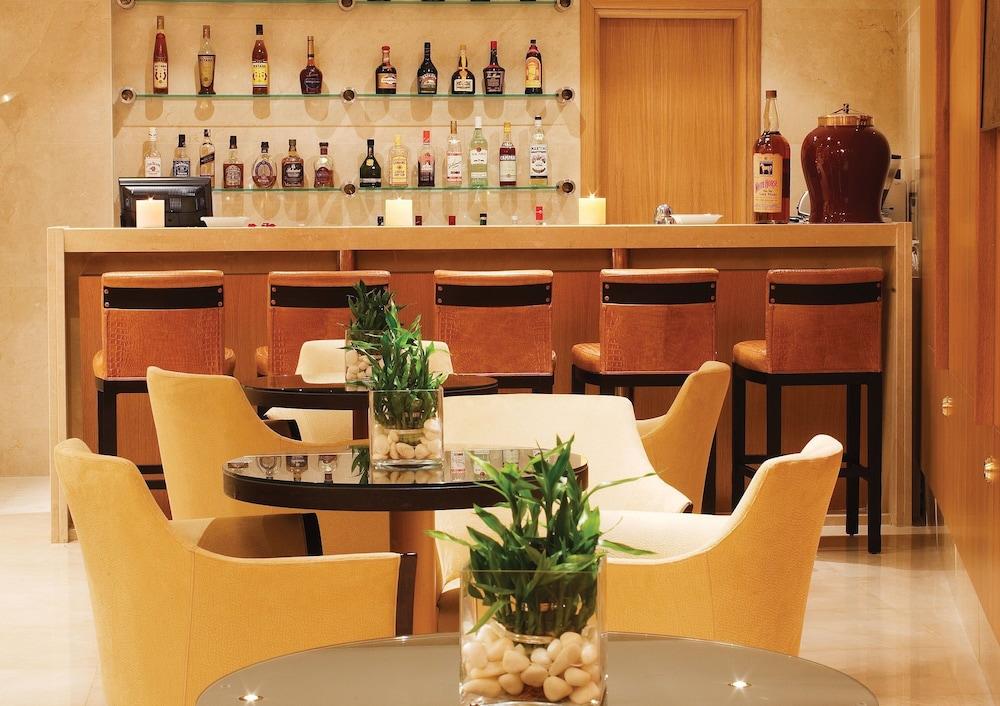 Hotel Divani Palace