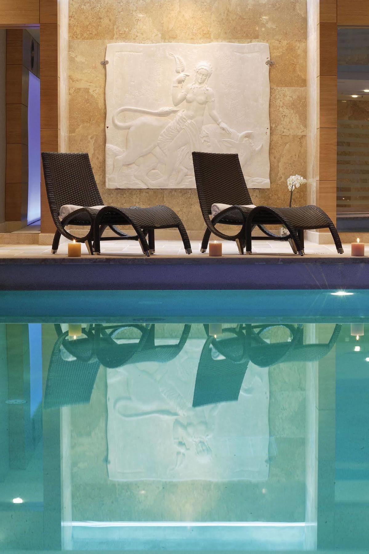 Hotel Divani Palace 5*