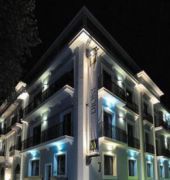 Divani Palace 5*