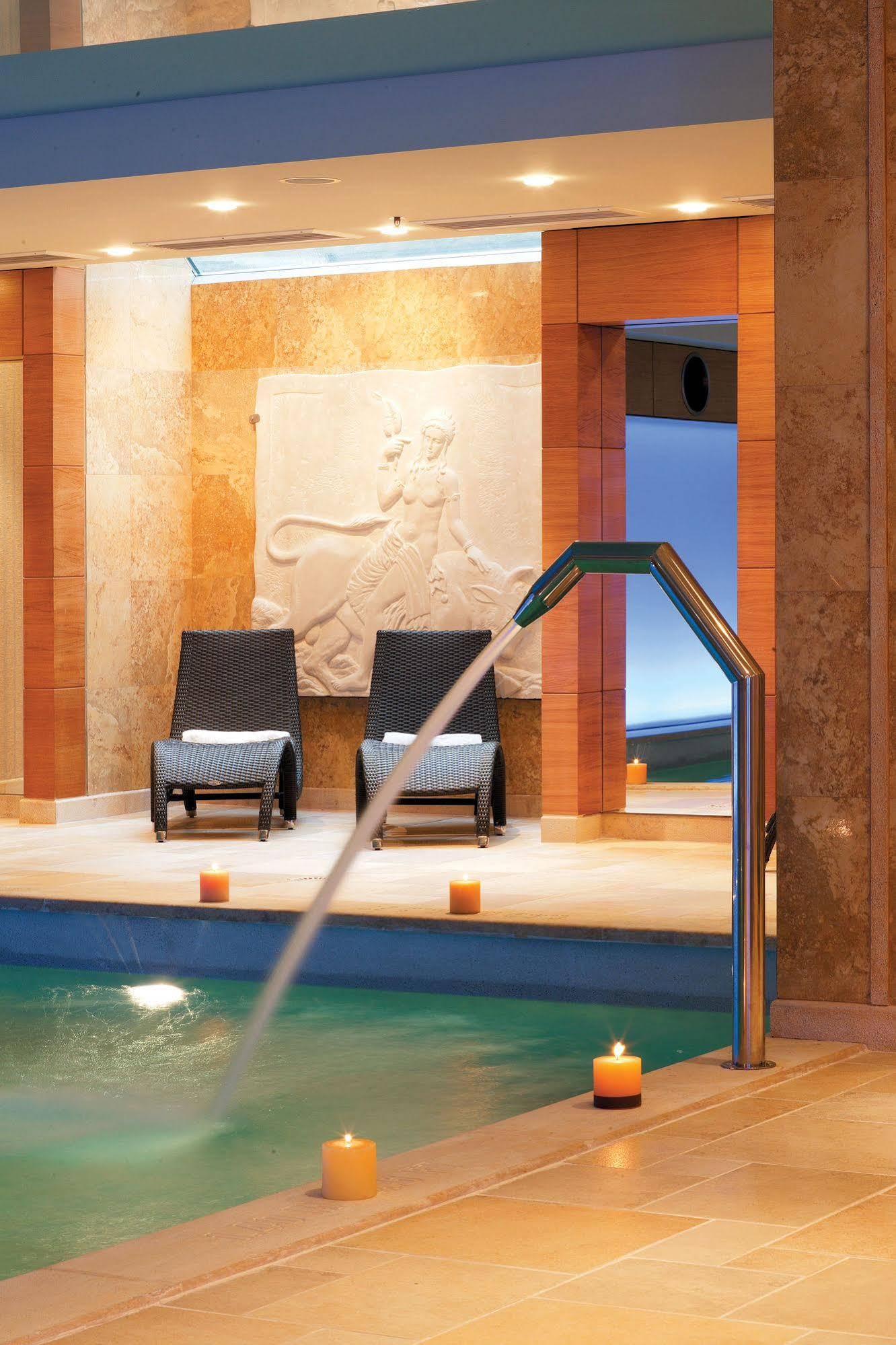 Hotel Divani Palace