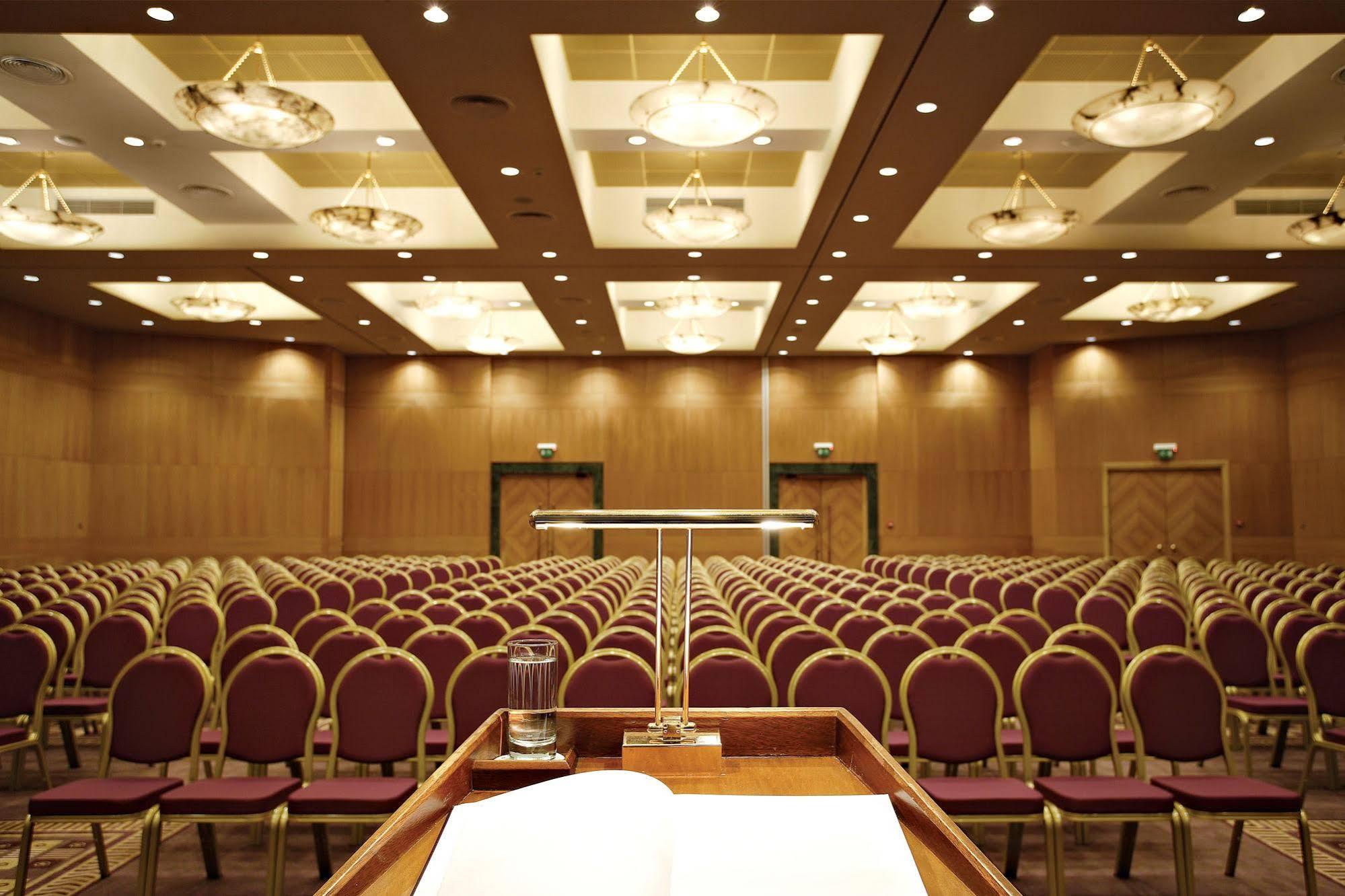 Divani Palace Hotel 5*